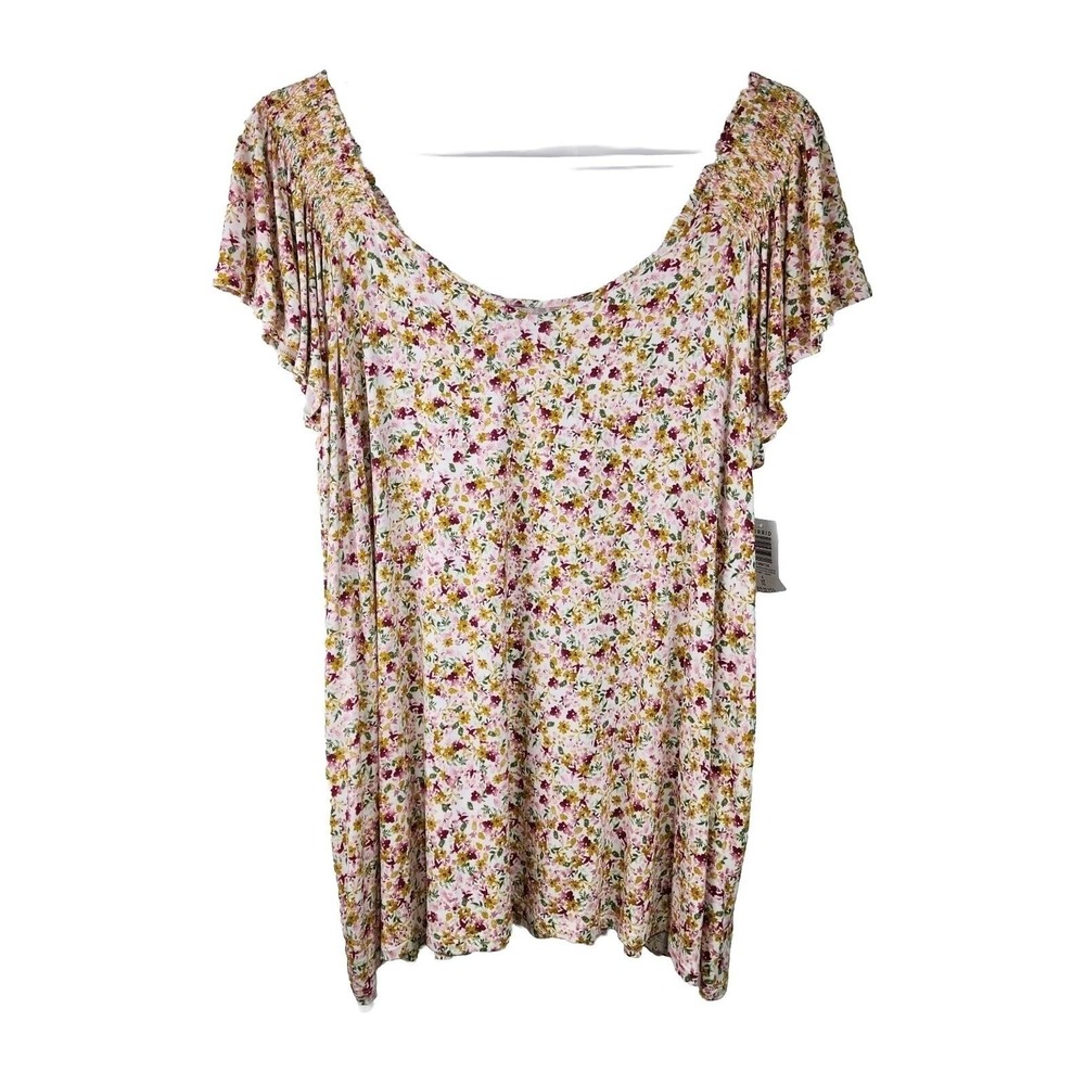 Torrid Flutter Sleeve Tee Womens 4 4X White Floral Smocked Super Soft Knit